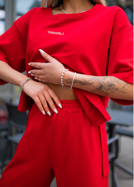 Трикотажный костюм красный