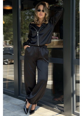 Прогулянковий костюм стильний з регулятором ширини штанів сатин чорний
